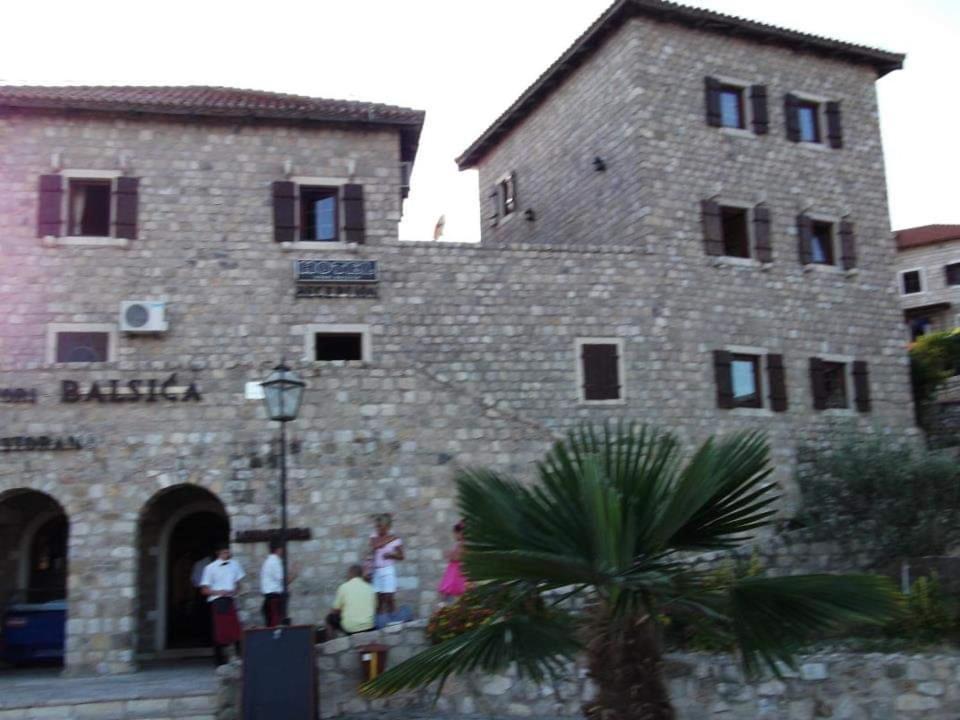 Apartments Emerald Ulcinj Eksteriør bilde