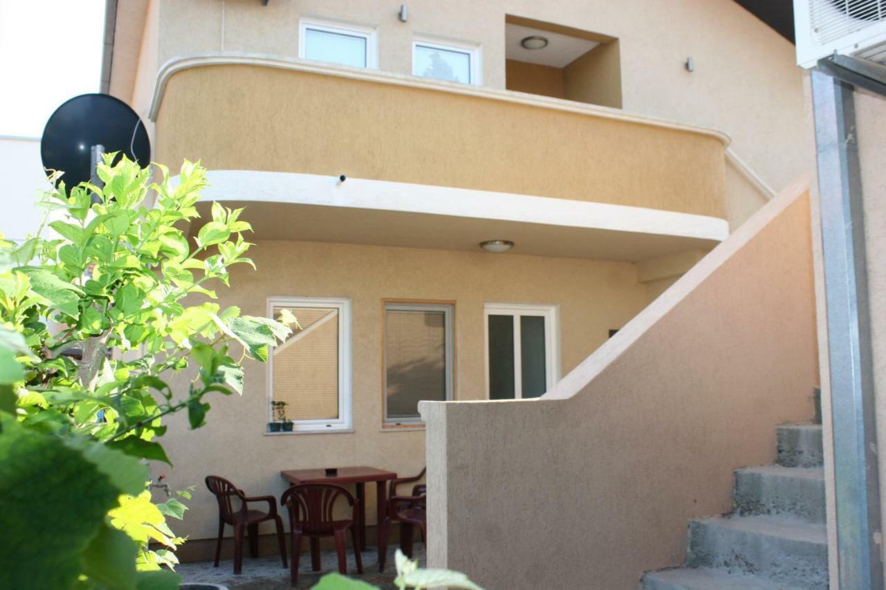 Apartments Emerald Ulcinj Eksteriør bilde